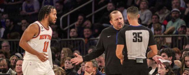 pg电子官网-走步与翻腕吹判大幅度增加 联盟为何狠抓基本功？